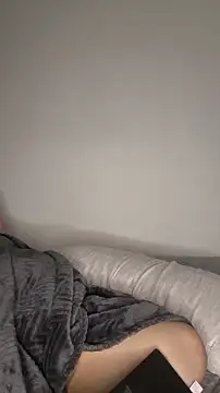 Ale_le live cam on StripChat