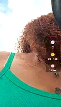 ladycreamypr2 live cam on StripChat
