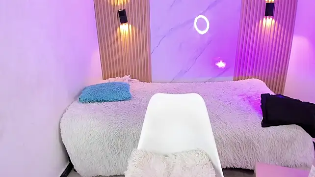 Miss_EmilyStar live cam on StripChat