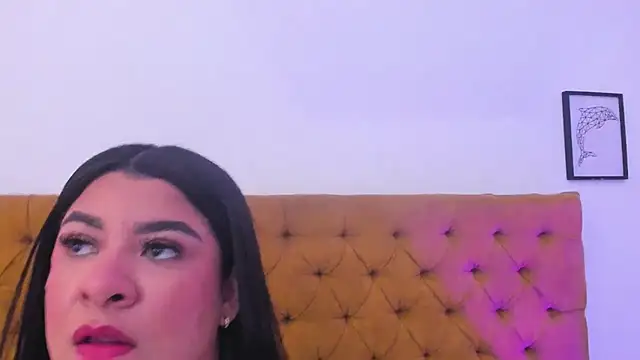 Katty_West live cam on StripChat