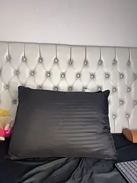 amara_huxly webcam