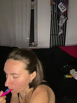 LittleAleKsandra webcam