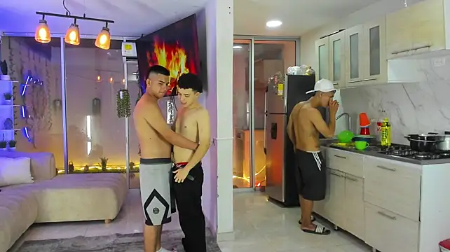 Houseofwarrios webcam
