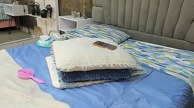 isa_lancaster live sex cam