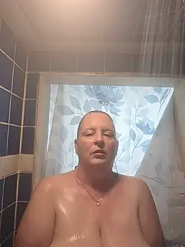 CanadianQueen1973 webcam