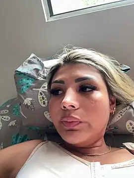 SALOOMEE__ webcam