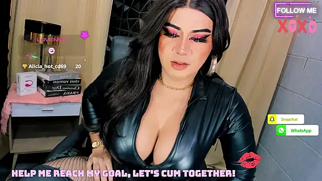 HugeMagnificent11inCock webcam