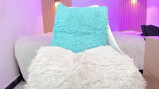 Miss_EmilyStar webcam