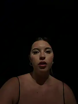 AntonellaSkyy webcam