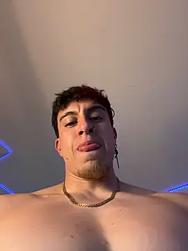 strongboy_ webcam
