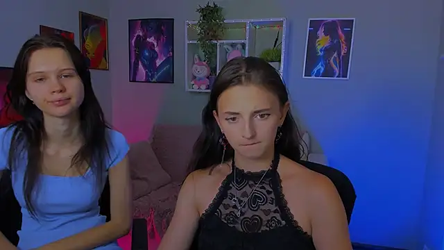 caroline_honeyy webcam