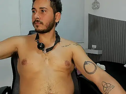 ashlan_king live cam on StripChat