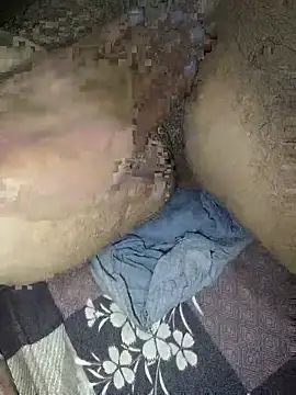 Ruhani-couple001 webcam