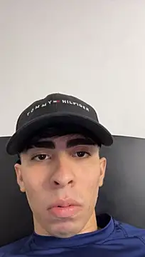 michaell_twinkk webcam