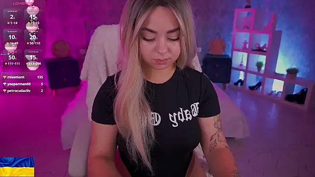 SusieWood webcam