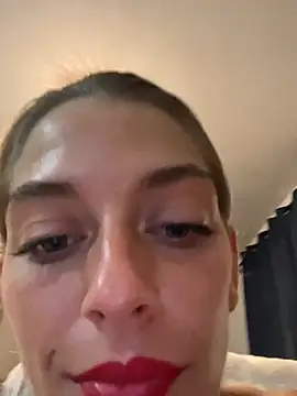 Bellalolahot