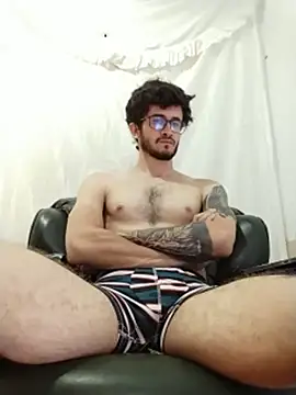 Loggan_donnelly webcam