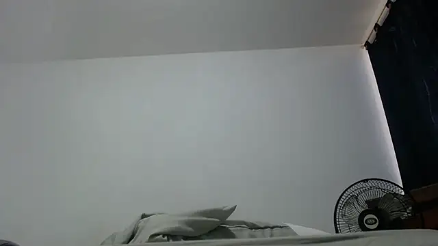 nicolle_milf1978 webcam