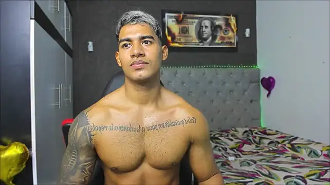 luigi_hot_ webcam