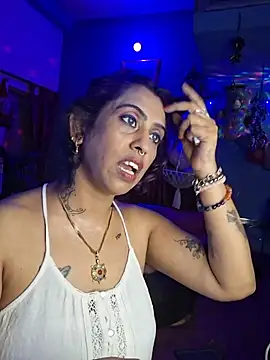 Poisonou5 webcam