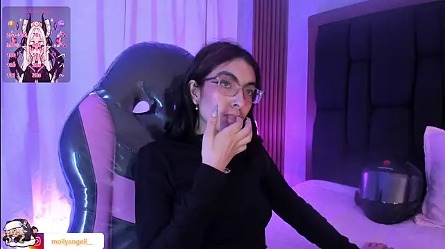 Molly_A webcam