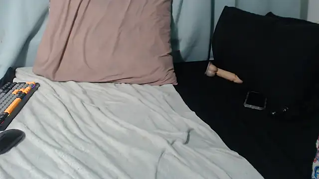 Lucia-boobs webcam