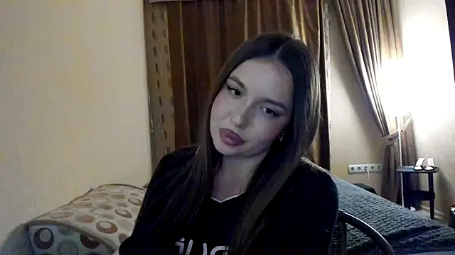 Camilla_Lovee webcam