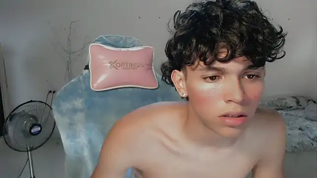 FUNNY_DICK_ live cam on StripChat
