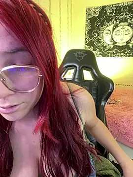Fernanda__ live cam on StripChat