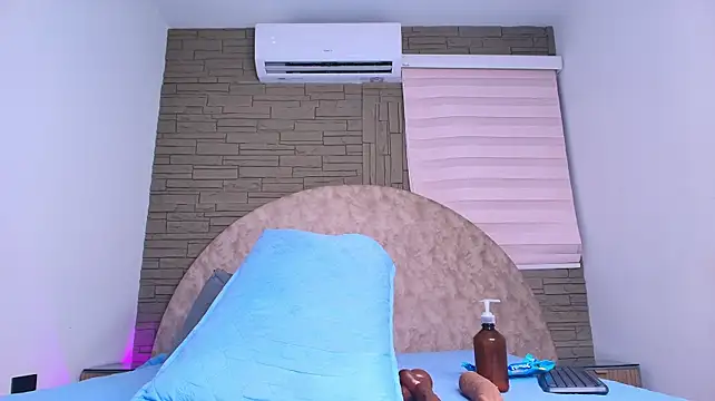 anisha_x live cam on StripChat