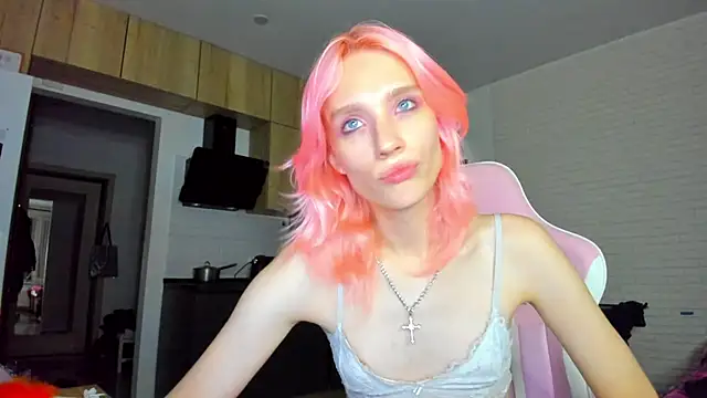 _Alice_Kitty live cam on StripChat