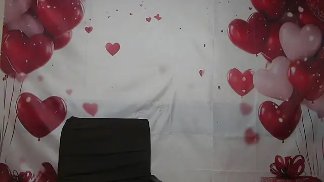 EmiliaGree live cam on StripChat