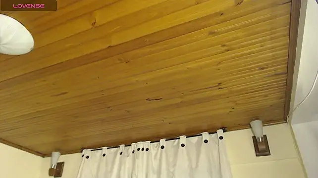 AyameFoxy live cam on StripChat