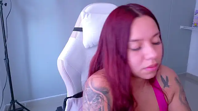 samantha_tattu live cam on StripChat