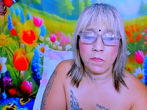 indianroxy live cam on StripChat