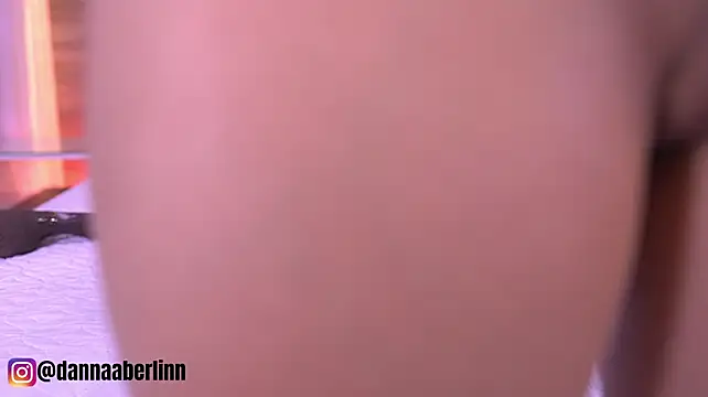 danna_berlin_ live cam on StripChat