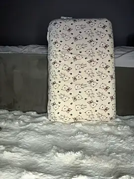 AvaGlowy