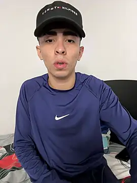 michaell_twinkk webcam