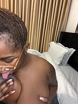 Honeylust26