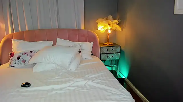 AmedeeaBanks webcam