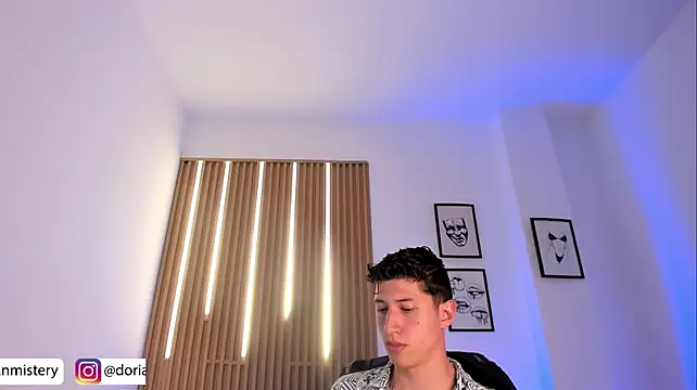 Dorianmistery2322_ webcam