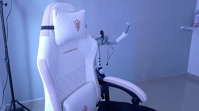 samantha_tattu webcam