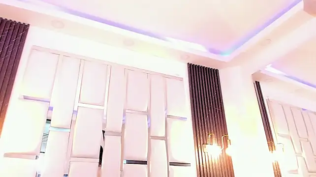 Maia_Clark520 webcam