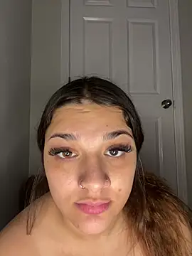 treasurebabii's live cam