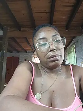 ChanneldelaCroix live cam on StripChat