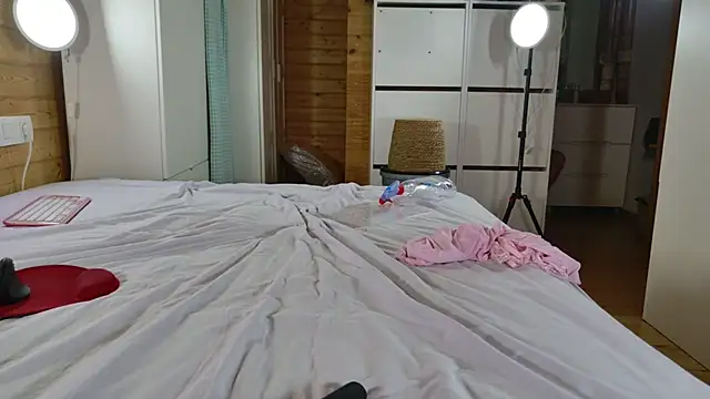 wild41 live cam on StripChat
