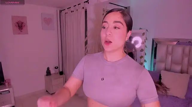 Sussy_Bell01 webcam