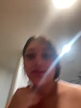 treasurebabii's live cam