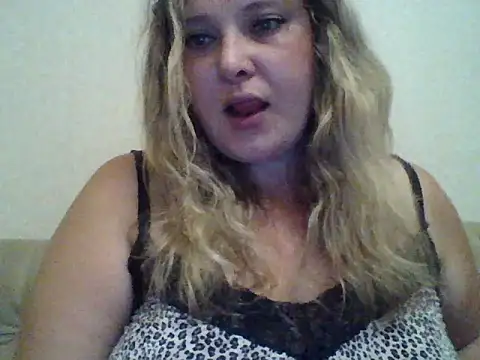 ParisMimi live cam on StripChat