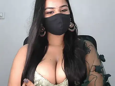 Notty_Trisha live cam on StripChat